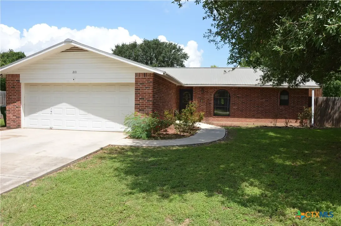 210 Meadow Lane, Martindale, TX 78655 - Image #1