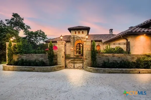 464 Paradise Hills, New Braunfels, TX 78132