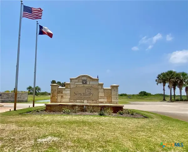 108 Coastal Springs, Port O'Connor, TX 77982
