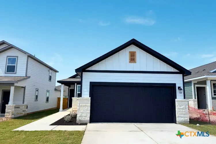 209 Firefox Way, Jarrell, TX 76537 - #1