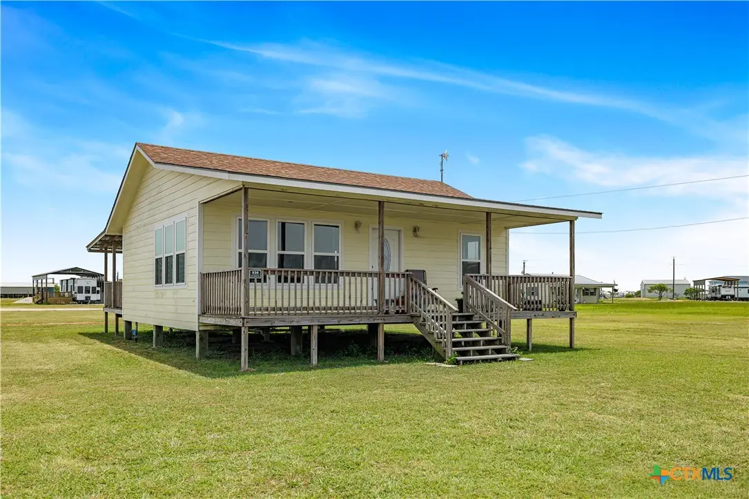536 Sea Horse Drive, Palacios, TX 77465 - Image #1