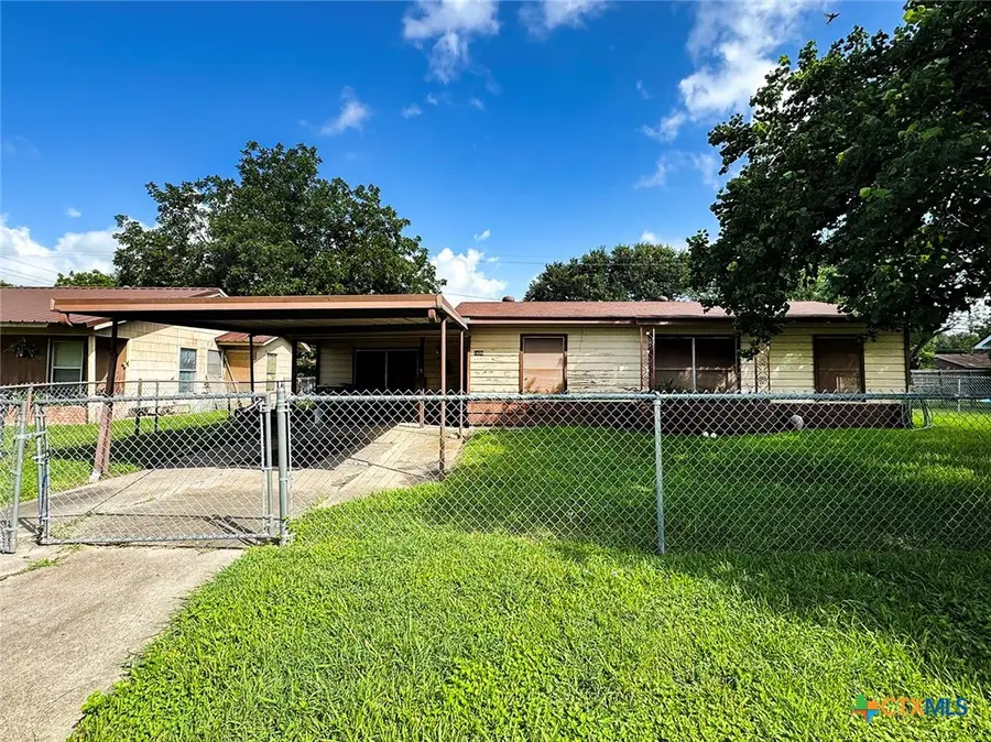 1606 Milam Drive, Victoria, TX 77901 - Image #2