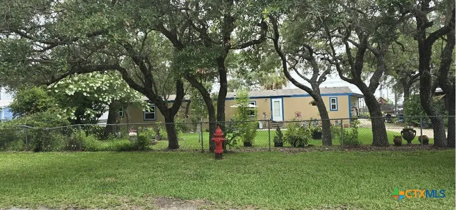 413 Donnie Drive, Rockport, TX 78382 - Image #3