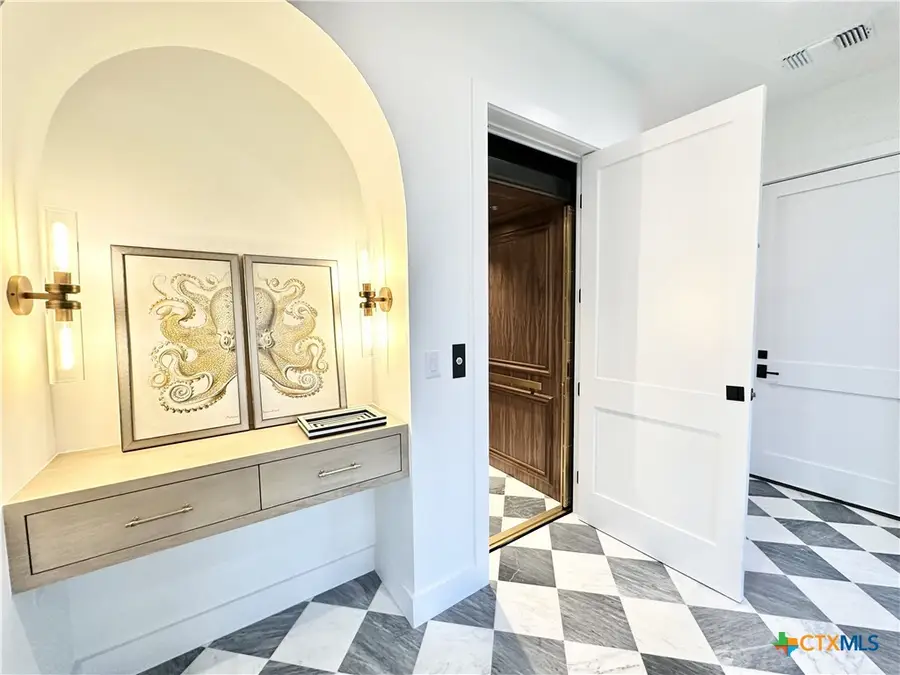 508 Lake Street, Kingsland, TX 78639 - Image #3