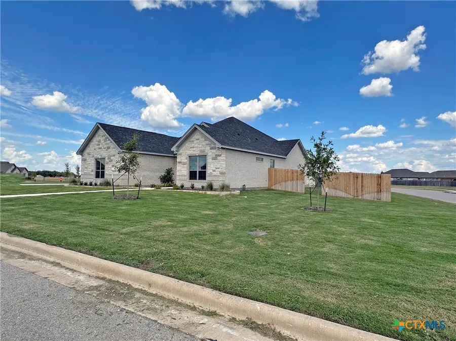 405 Willow, Troy, TX 76579 - Image #2