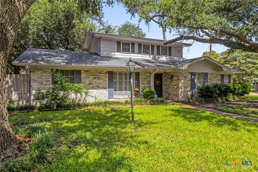 1604 N Cleveland Avenue, Cameron, TX 76520 - #3