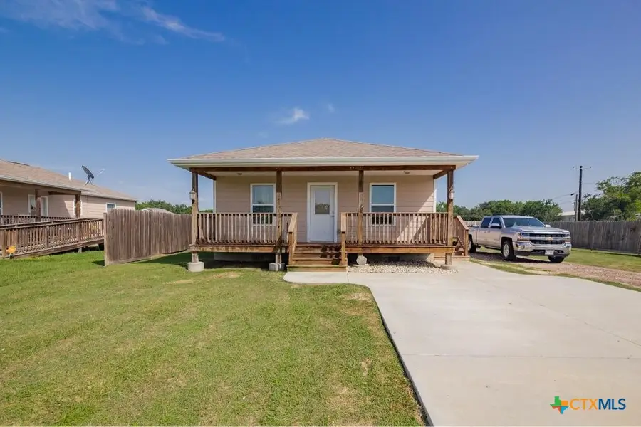 14 Esperanza Drive, Bloomington, TX 77951 - Image #3