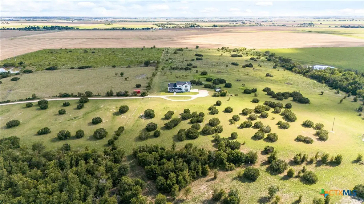 7351 Hackberry Road, Holland, TX 76534 - Image #1