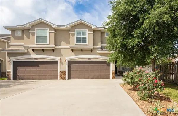 111 Fleetwood Drive, Victoria, TX 77901