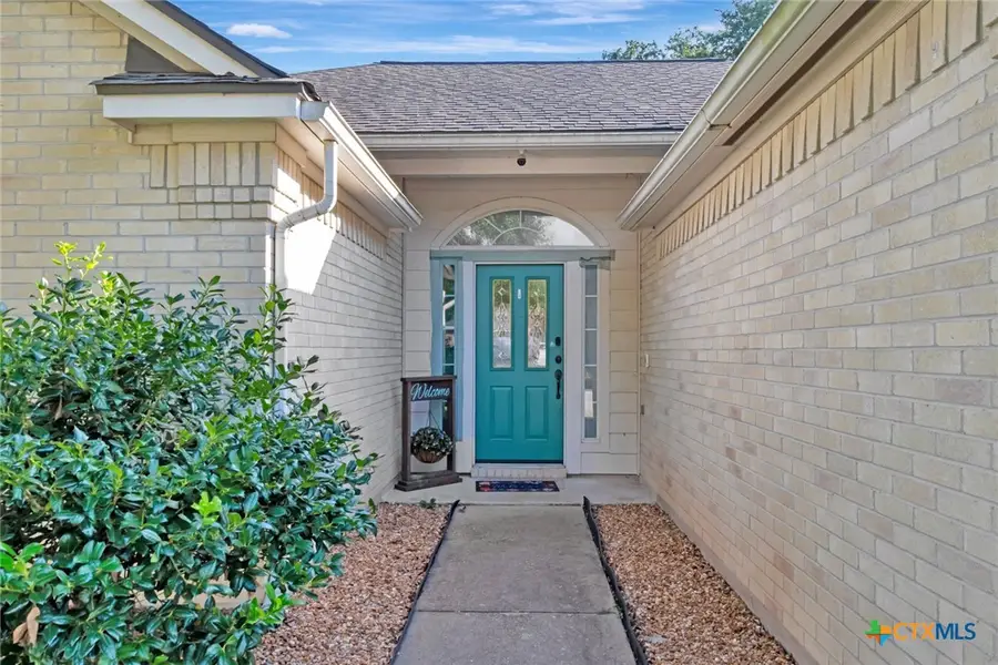 705 Ashland Creek, Victoria, TX 77901 - Image #3