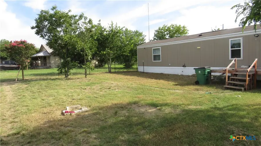 400 W Railway Street, Lometa, TX 76853 - Image #2