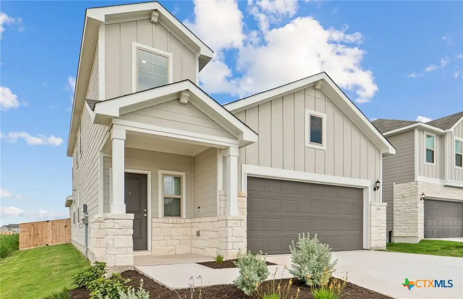 108 Green Berets Bend, Jarrell, TX 76537 - Image #3