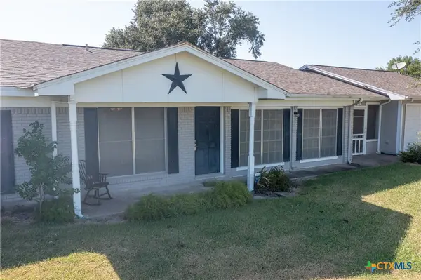 221 Oleander Avenue, Tivoli, TX 77990
