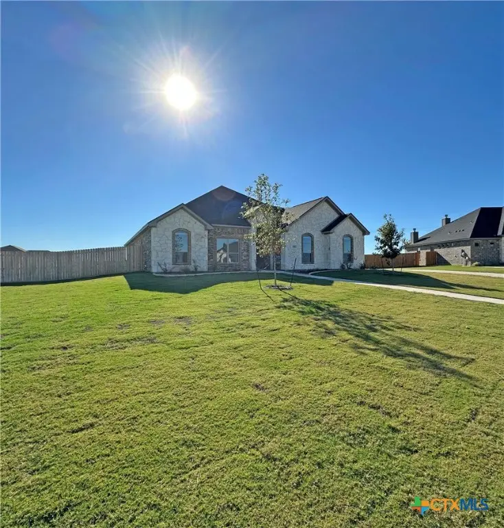 9303 Blackhawk Drive, Temple, TX 76502 - Image #2