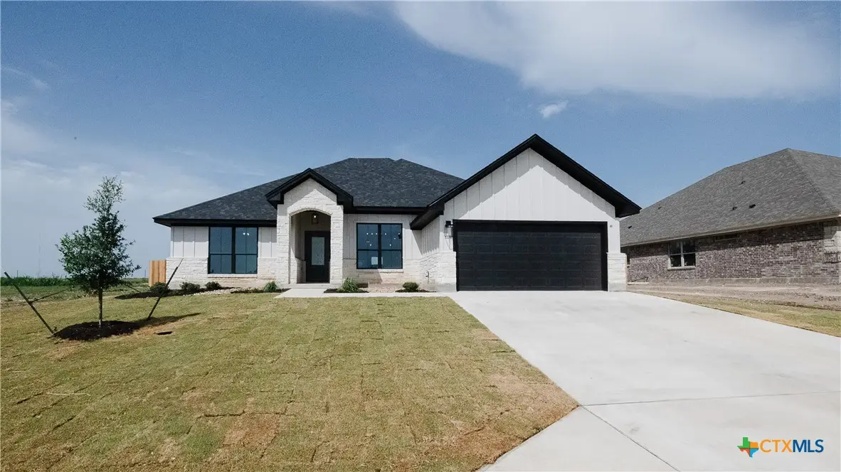 1321 Red Rock Road, Hewitt, TX 76643 - Image #1