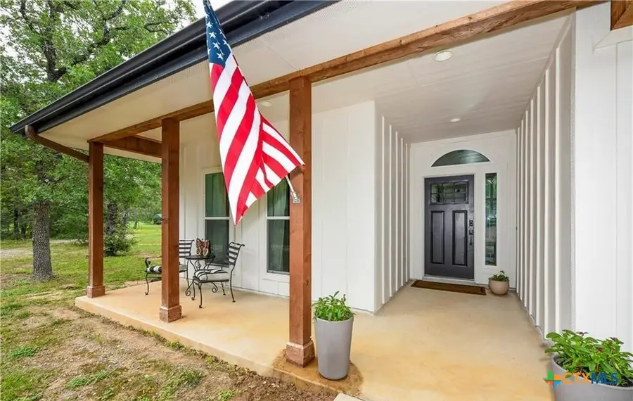 405 Woodlands Drive, Bastrop, TX 78602 - Image #3