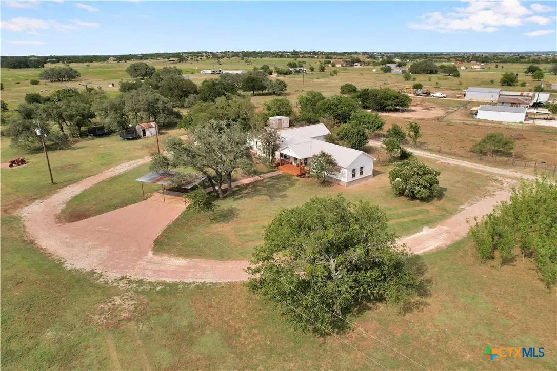 10927 County Road 272, Bertram, TX 78605 - Image #1