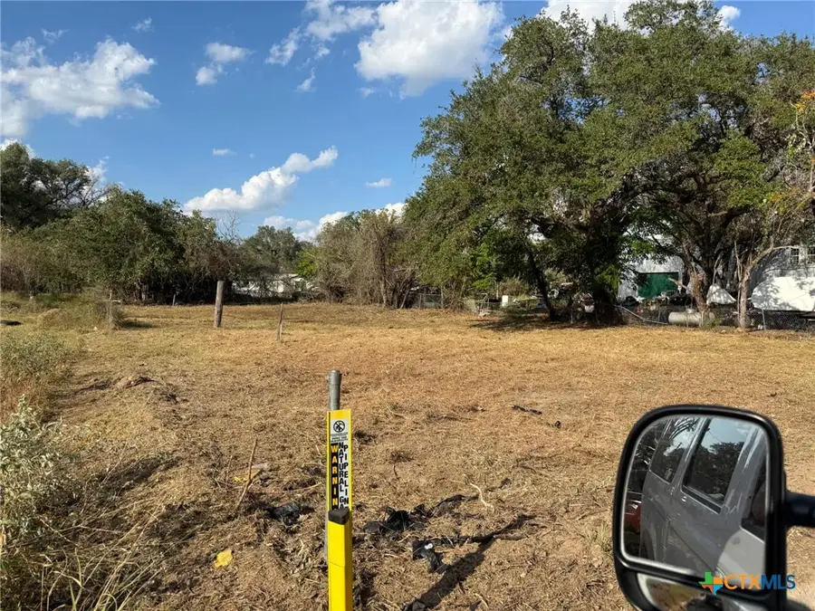 114 Milligan Street, Cuero, TX 77954 - Image #2