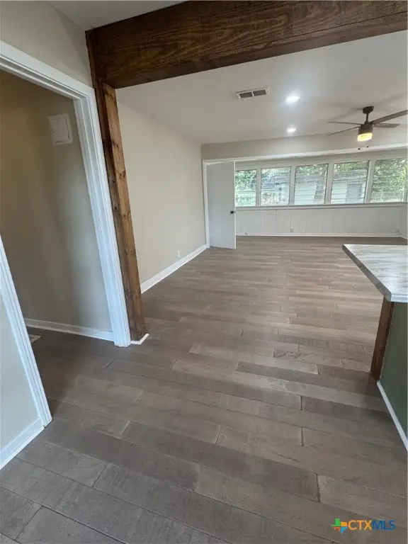 1311 E Park Avenue, Victoria, TX 77901 - Image #2