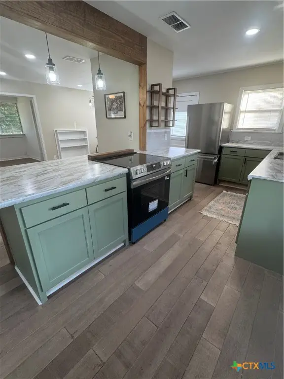 1311 E Park Avenue, Victoria, TX 77901 - Image #3