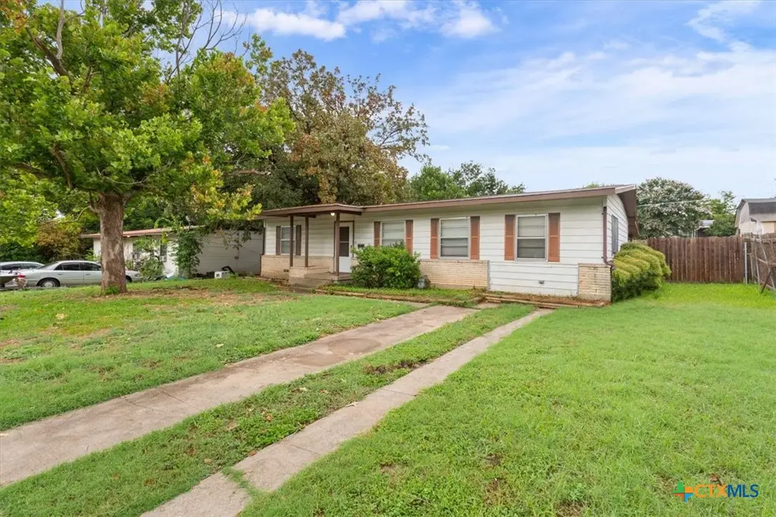 205 W Walker Avenue, Temple, TX 76501 - Image #1