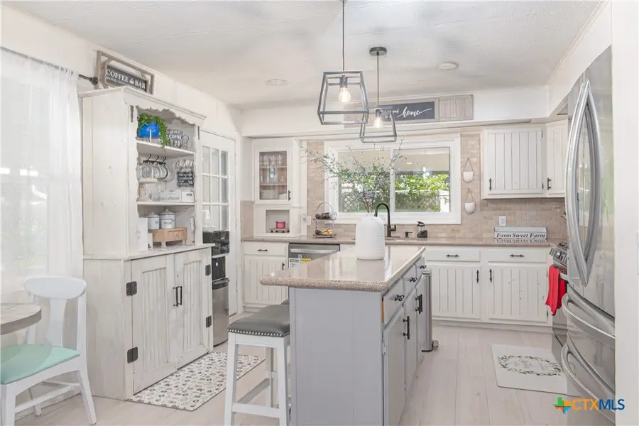 375 Willow Drive, McQueeney, TX 78123 - Image #2