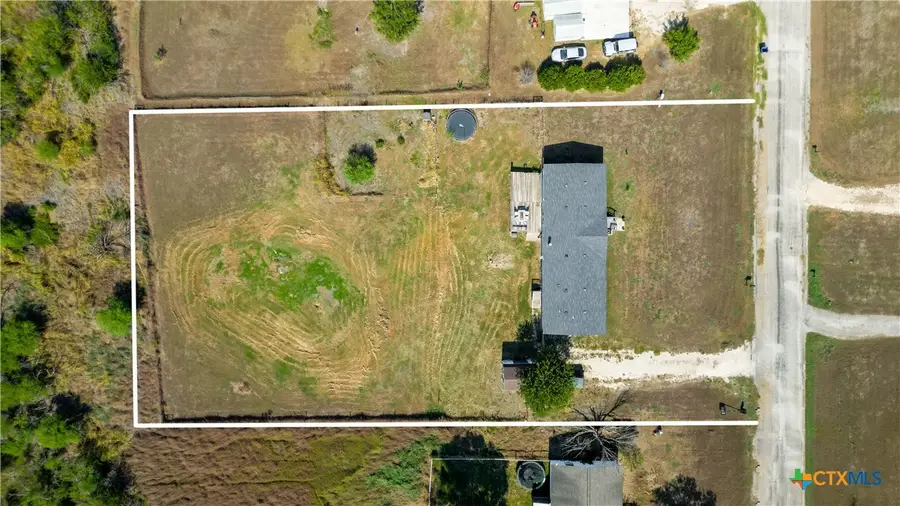 240 Broward Avenue, Marion, TX 78124 - Image #2