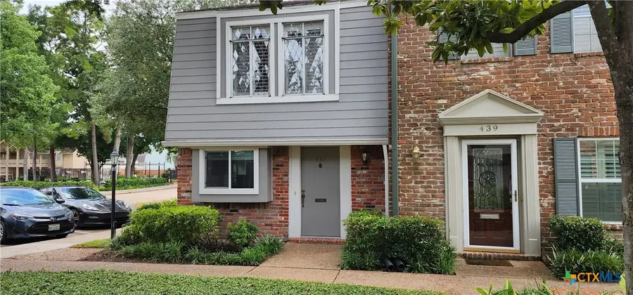437 Bendwood Drive, Houston, TX 77024 - Image #2
