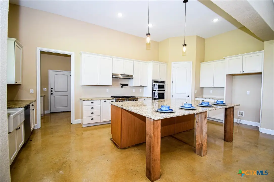 2178 Southbend Road, Salado, TX 76571 - Image #1