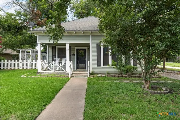308 S Reagan Street, West, TX 76691