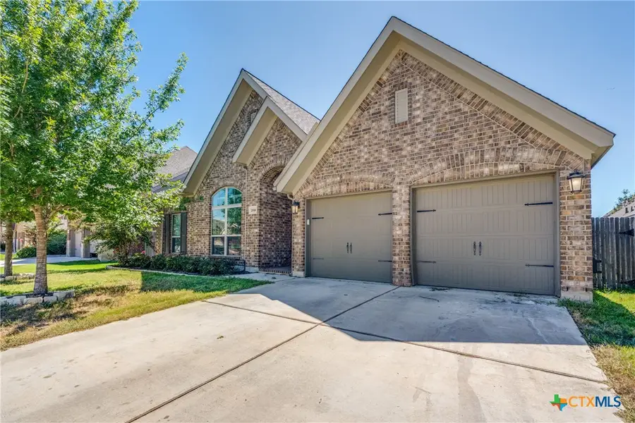 2916 Glen View, Seguin, TX 78155 - #2