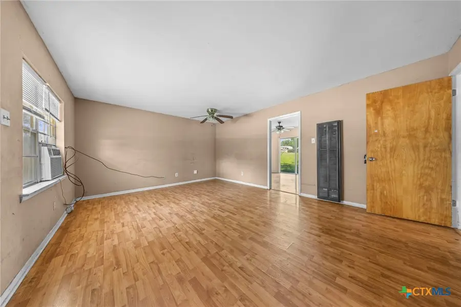 17 Ellis Avenue, Troy, TX 76579 - Image #3