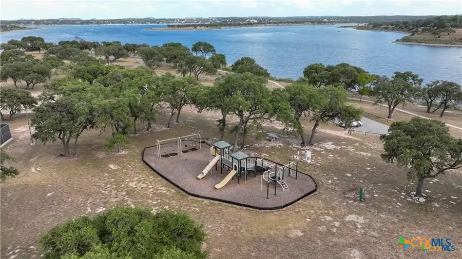 523 Mystic Parkway, Spring Branch, TX 78070 - Image #3