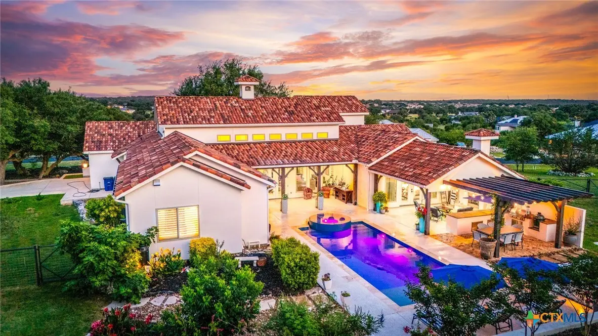 1607 Bordeaux Blanc, New Braunfels, TX 78132 - Image #1