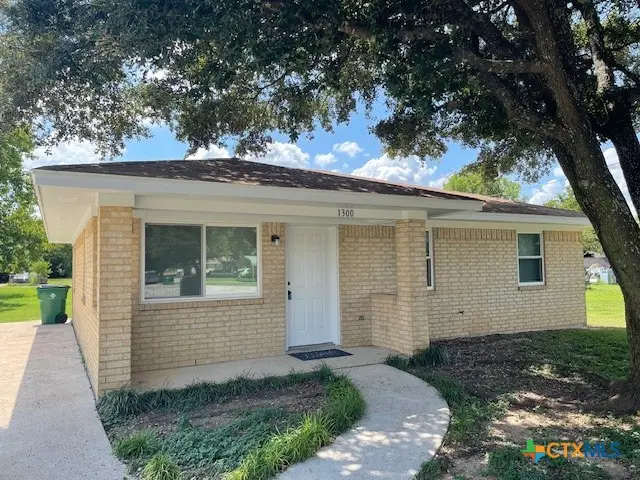 1300 Westpark Circle, Cameron, TX 76520 - Image #2