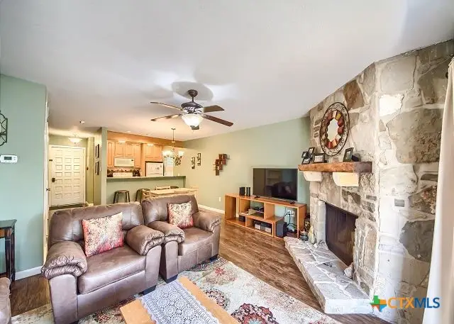 406 T Bar M Drive, New Braunfels, TX 78132 - Image #3