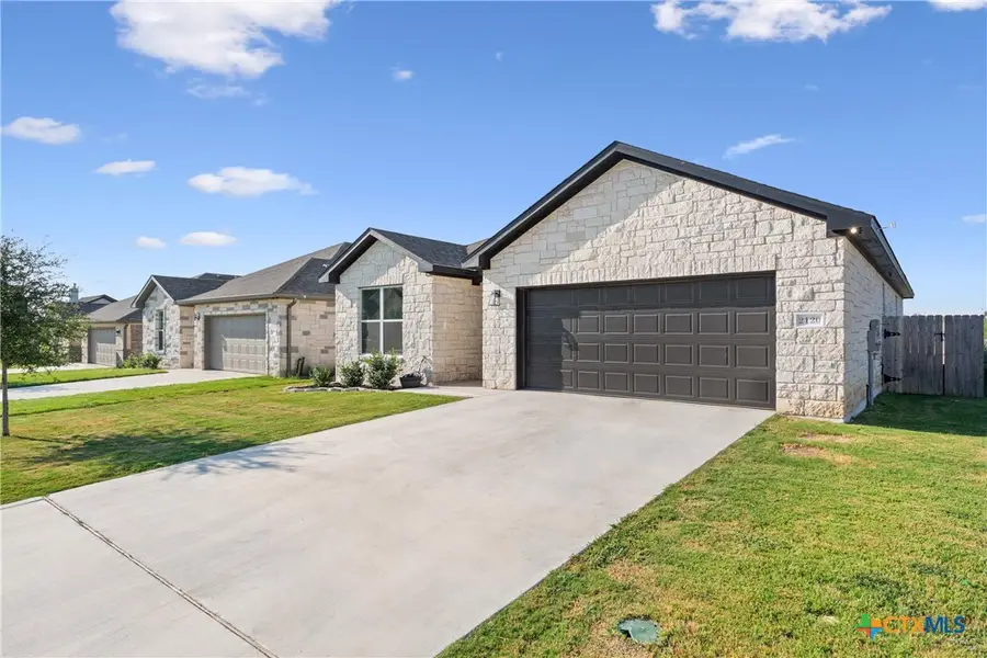 2120 Blackhawk Loop, Belton, TX 76513 - Image #3