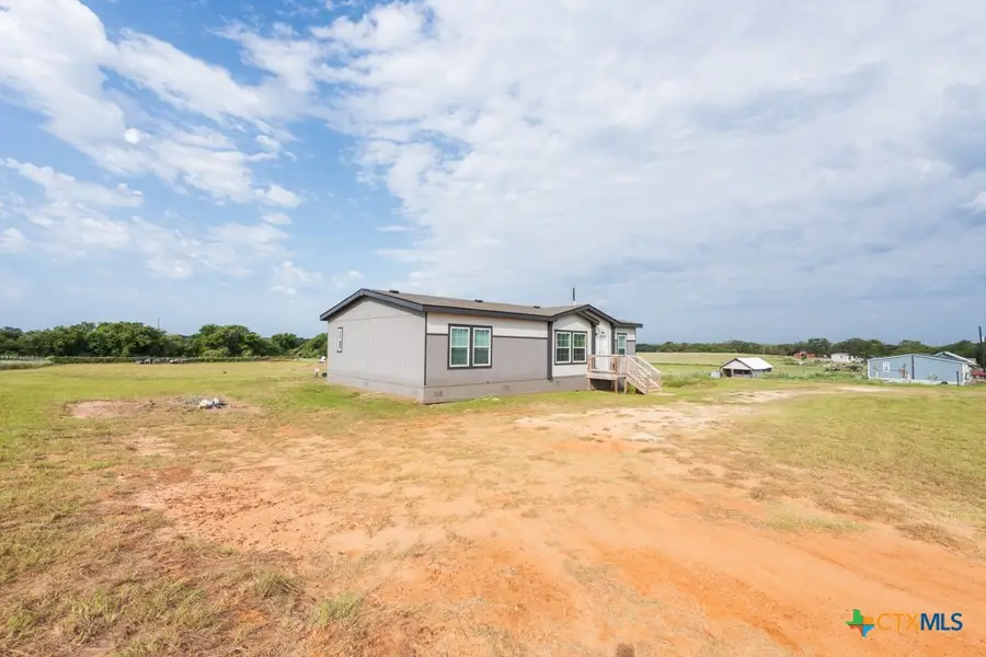 859 Ivy Switch Road, Luling, TX 78648 - Image #3