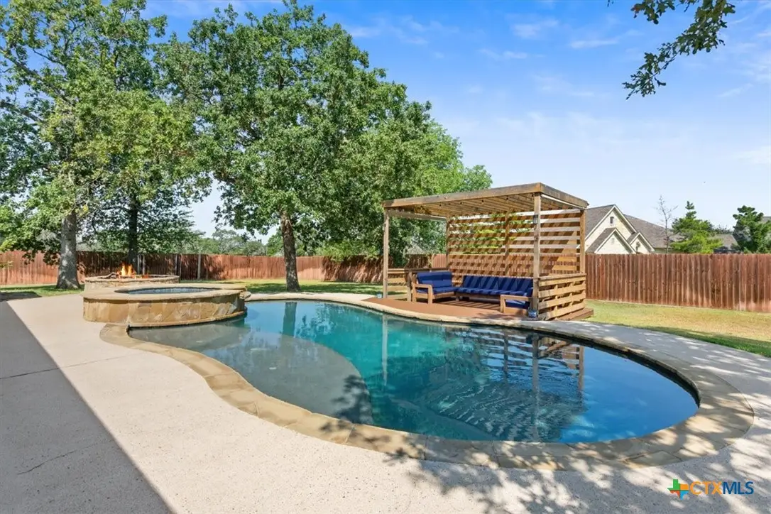 4720 Lago Vista Drive, Belton, TX 76513 - Image #1