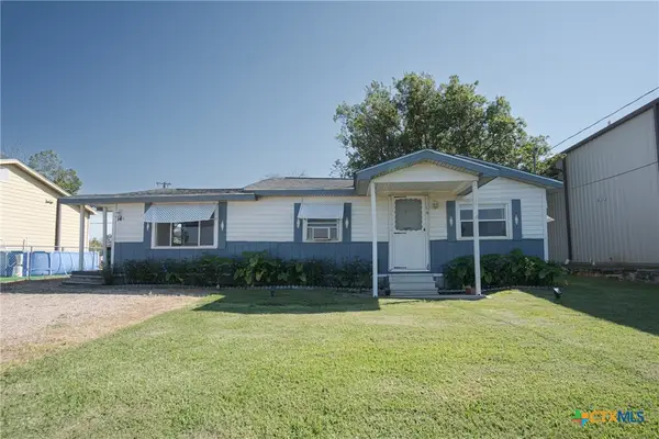 14 W Post Oak Avenue, Rogers, TX 76569