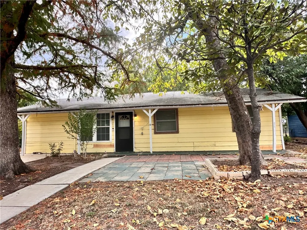 102 Lockwood Street, San Marcos, TX 78666 - Image #1