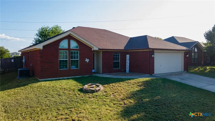 3904 Stallion Dr, Killeen, TX 76549 - Image #2