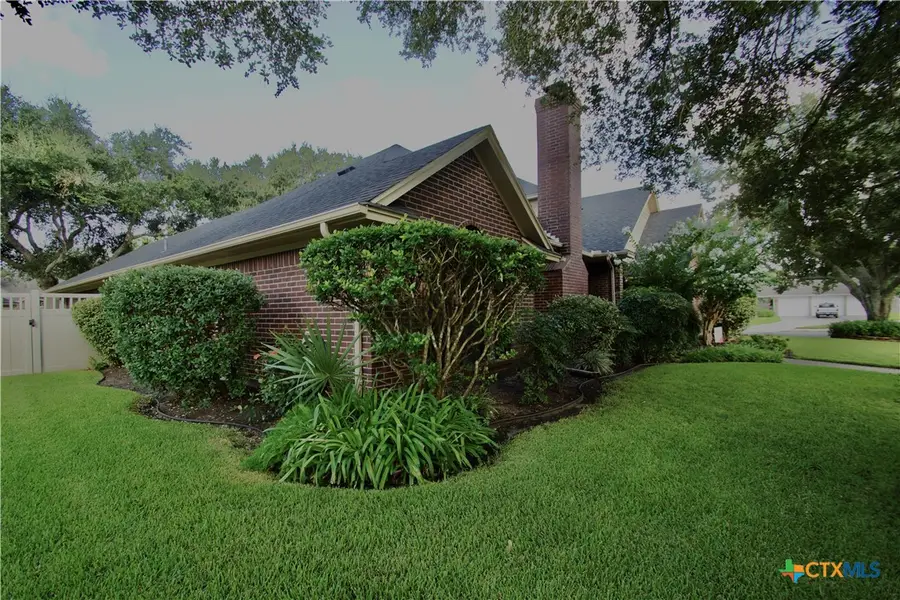 106 Bloomingdale Circle, Victoria, TX 77904 - Image #3
