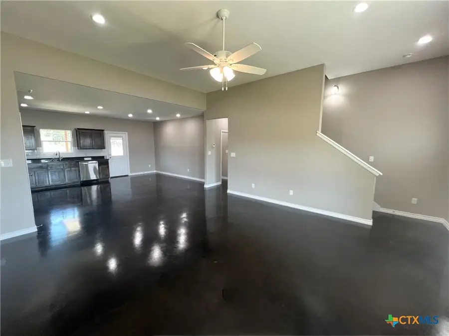 1218 Stone Valley Drive, Lampasas, TX 76550 - Image #3