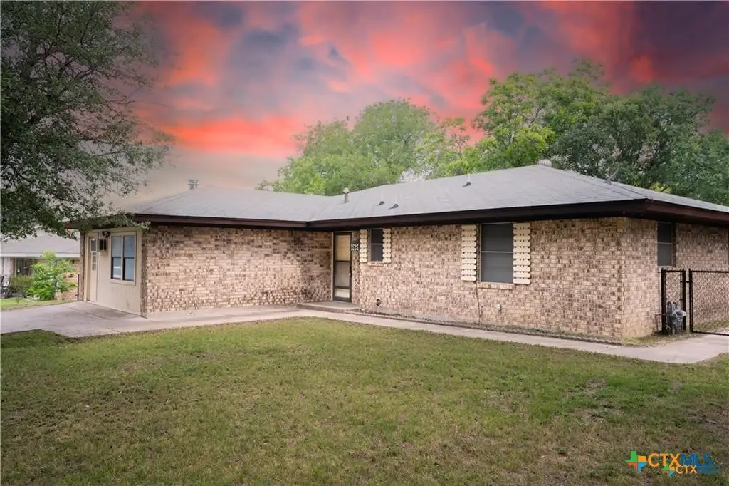 3411 Royal Drive, Gatesville, TX 76528 - Image #1