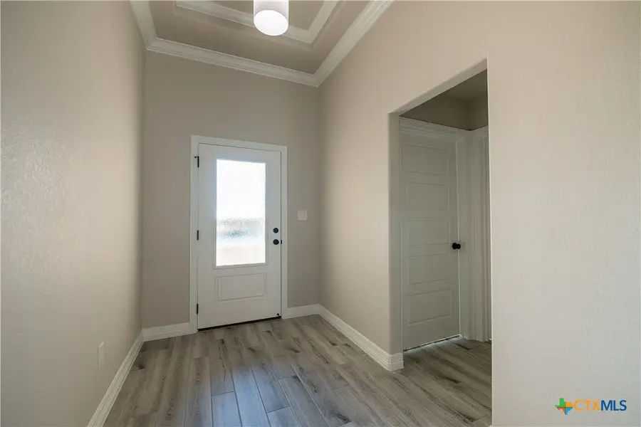 1404 Red Rock Road, Hewitt, TX 76643 - Image #3