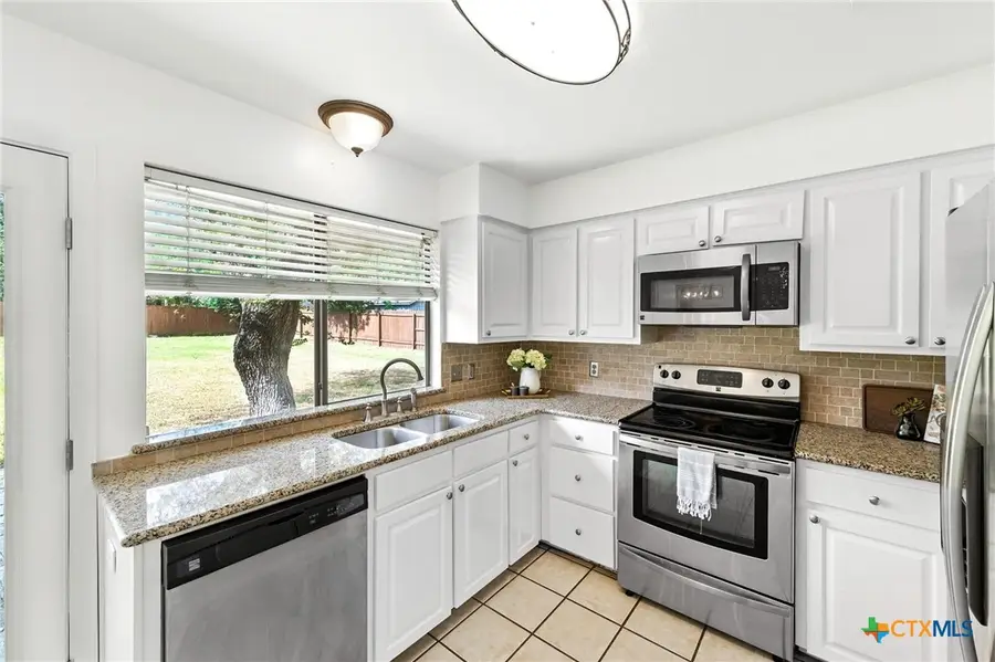 1010 Serenada Drive, Georgetown, TX 78628 - Image #3