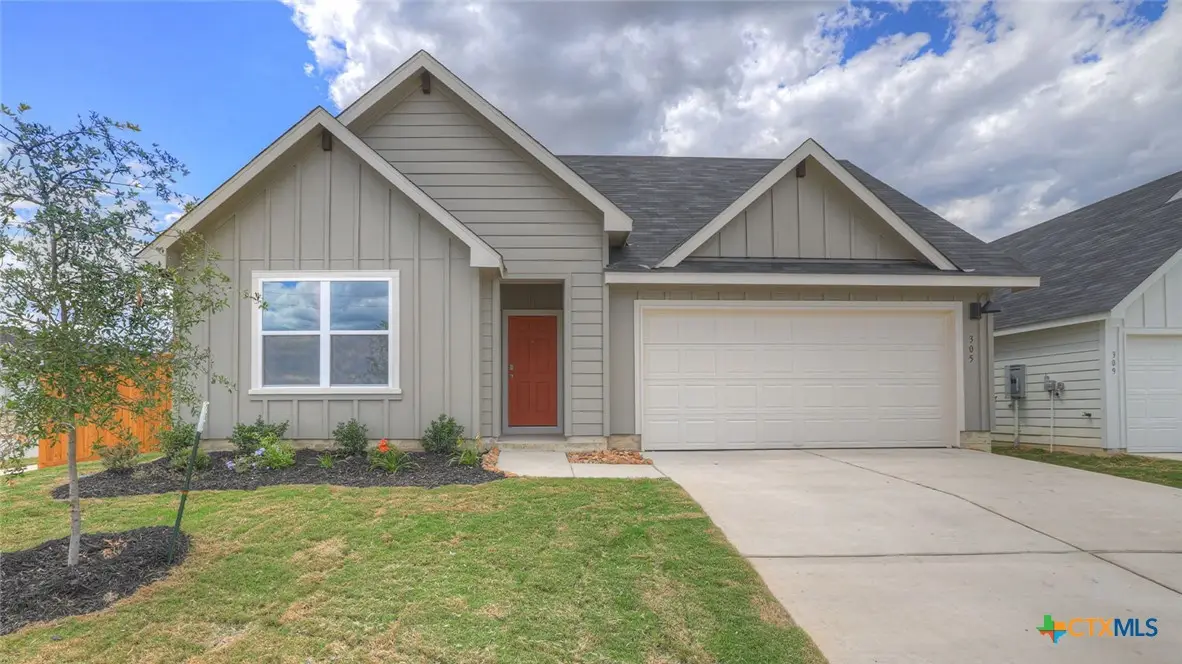 208 Las Lomas Drive, San Marcos, TX 78666 - Image #1