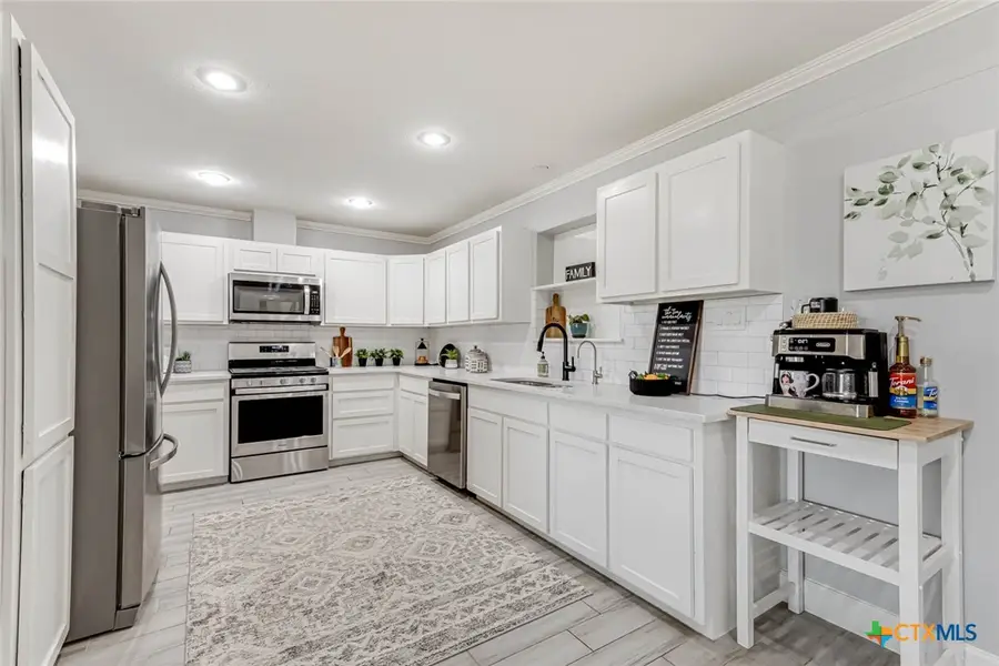 1299 Oakridge Drive, Blanco, TX 78606 - Image #3