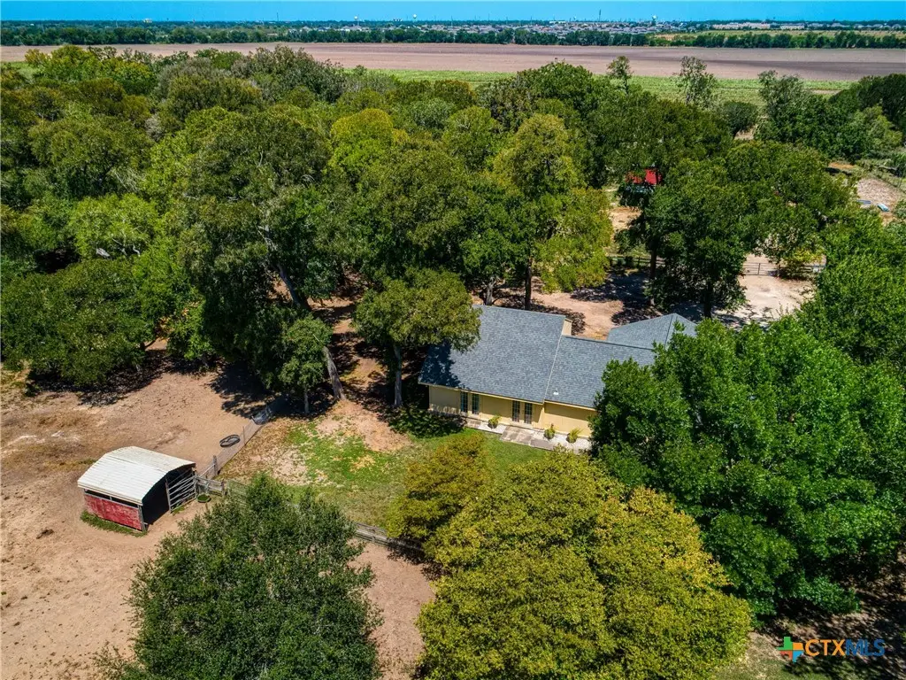 530 Buerger Lane, Seguin, TX 78155 - #1
